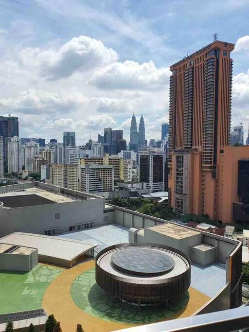 Infinity Pool/ Lucentia Bbcc, Near Lalaport, Pnb118, Klcc Apartment Kuala Lumpur Ngoại thất bức ảnh