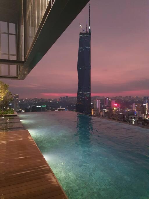 Infinity Pool/ Lucentia Bbcc, Near Lalaport, Pnb118, Klcc Apartment Kuala Lumpur Ngoại thất bức ảnh