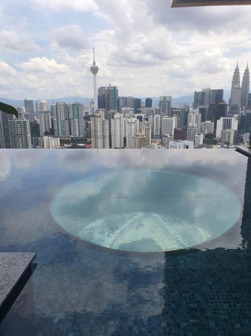 Infinity Pool/ Lucentia Bbcc, Near Lalaport, Pnb118, Klcc Apartment Kuala Lumpur Ngoại thất bức ảnh